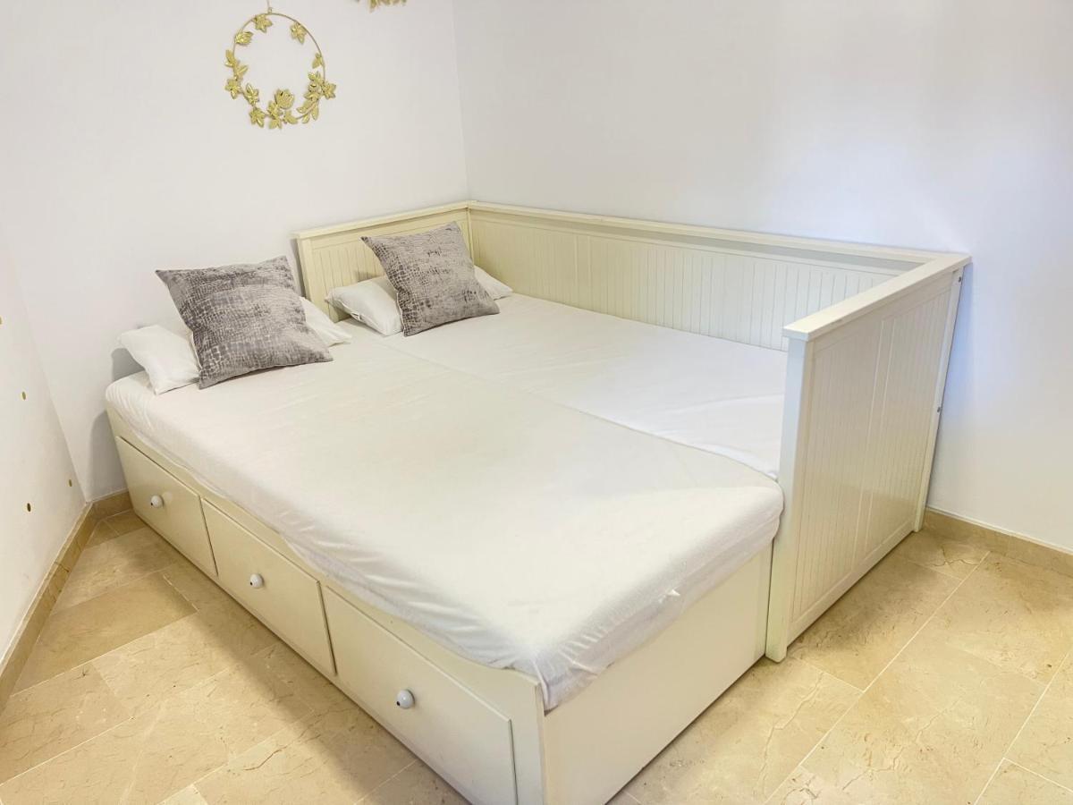 Marbella Pleasant Duplex By Elviria Las Dunas Beach Екстер'єр фото