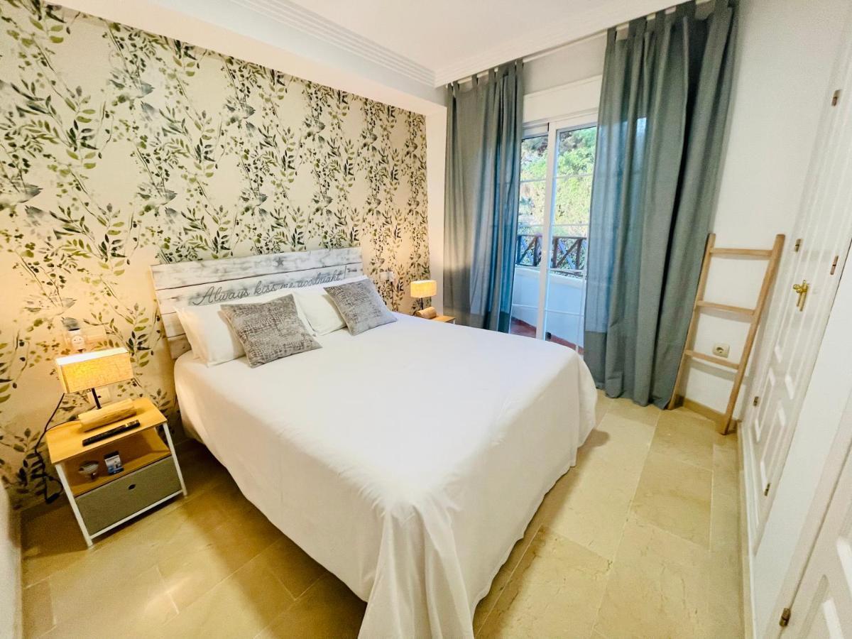 Marbella Pleasant Duplex By Elviria Las Dunas Beach Екстер'єр фото