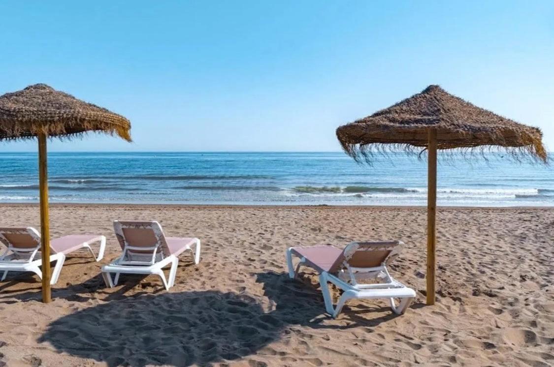 Marbella Pleasant Duplex By Elviria Las Dunas Beach Екстер'єр фото